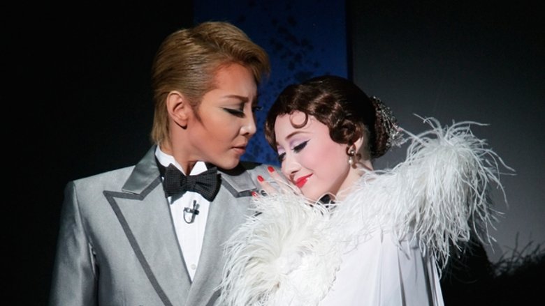 кадр из фильма 琥珀色の雨にぬれて