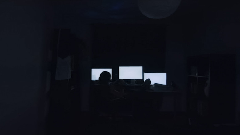 кадр из фильма Offline