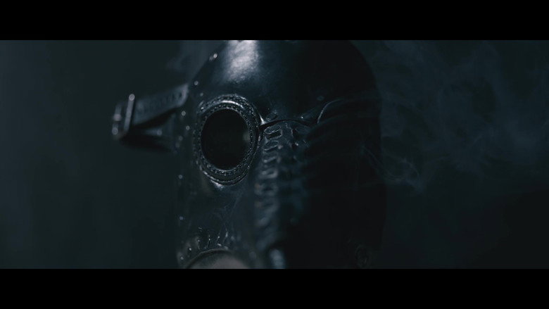 кадр из фильма Le Corbeau