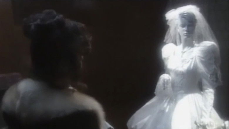 кадр из фильма 監禁逃亡  淫肉狩り