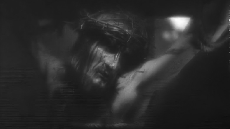 кадр из фильма Golgotha