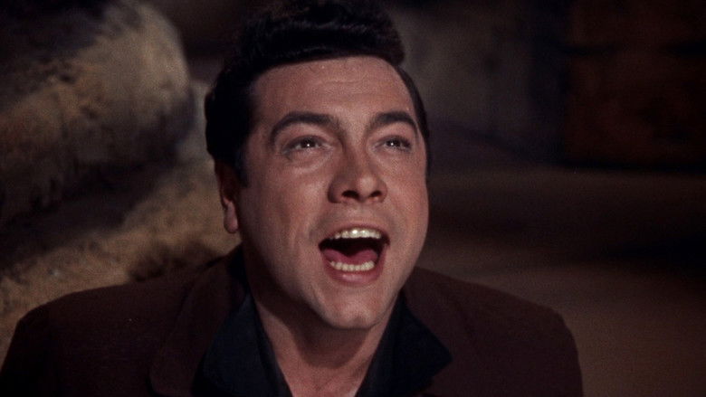 кадр из фильма Серенада