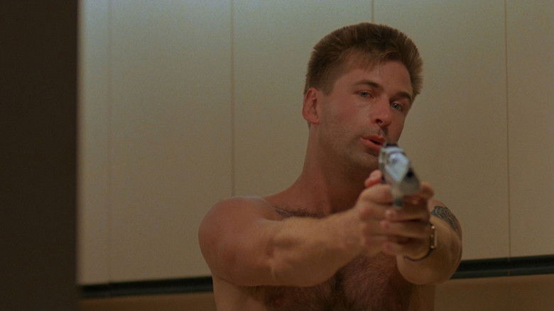 кадр из фильма Майами Блюз