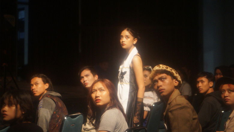 кадр из фильма Golden Slumbers