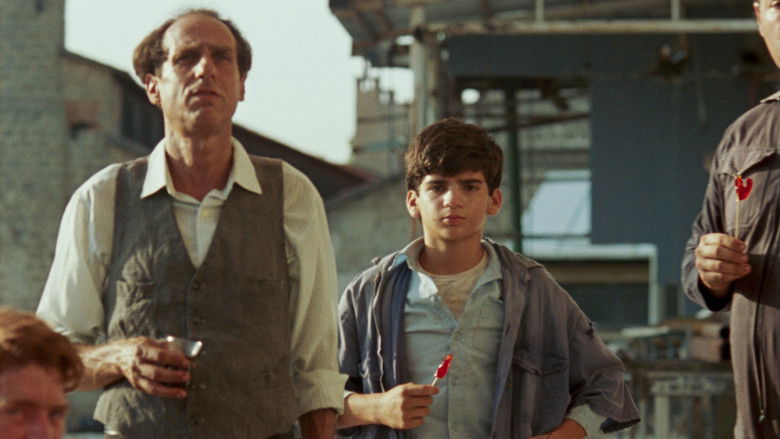 кадр из фильма Июнь, нулевое число