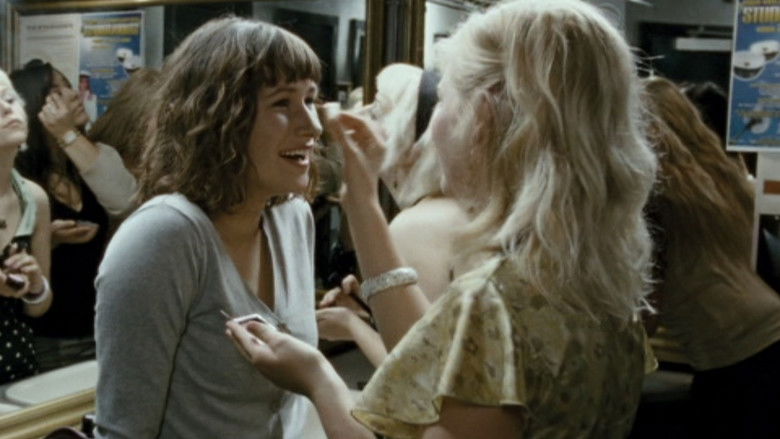 кадр из фильма Два мира