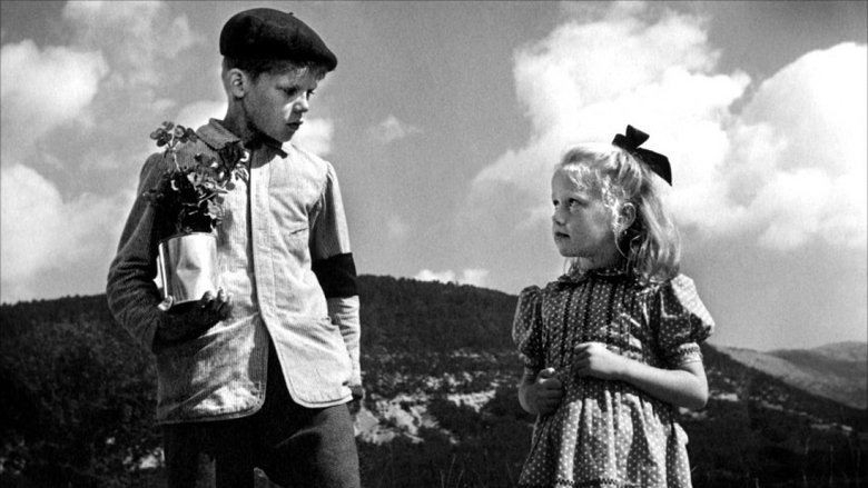 кадр из фильма Запрещённые игры