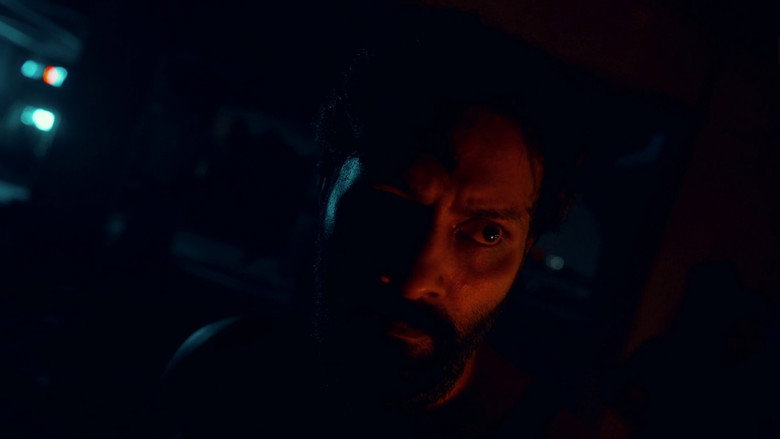 кадр из фильма സംഘർഷ ഘടന