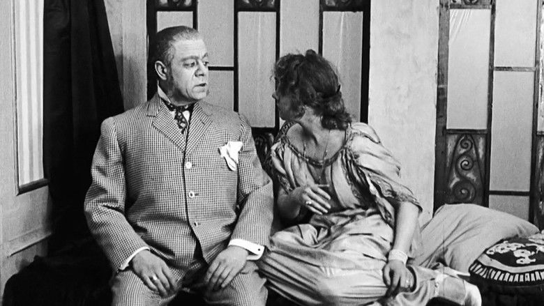 кадр из фильма Die Austernprinzessin