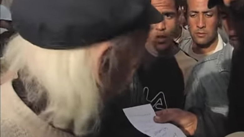 кадр из фильма Algérie Tours Détours