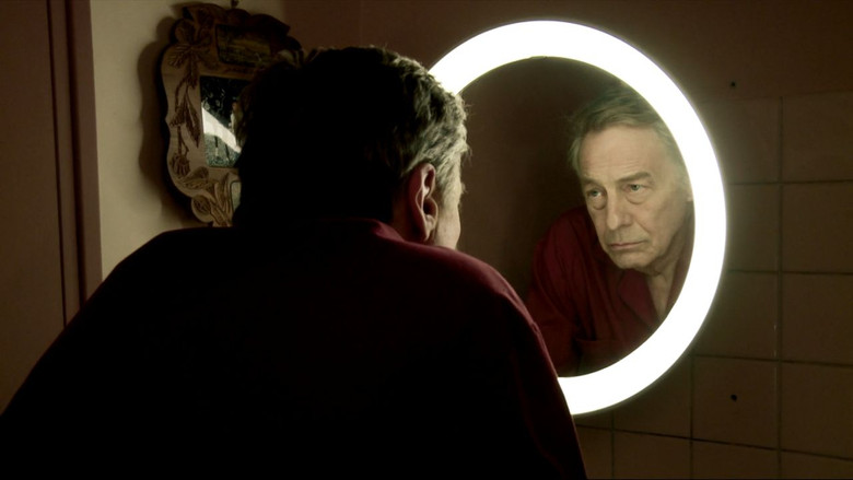 кадр из фильма Сексуальные хроники французской семьи