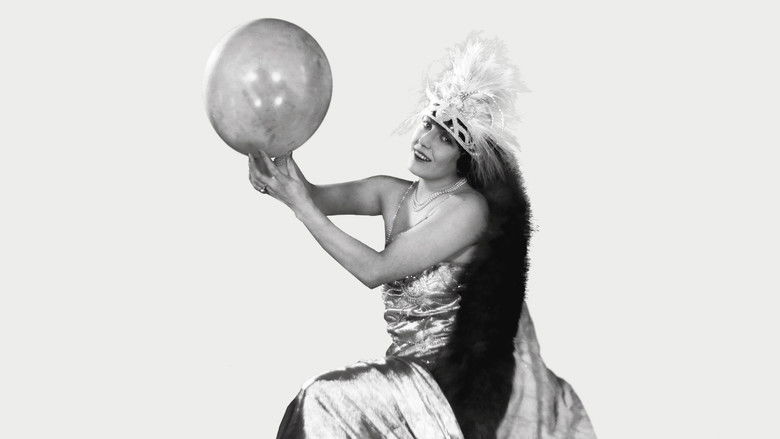 кадр из фильма Парижанка