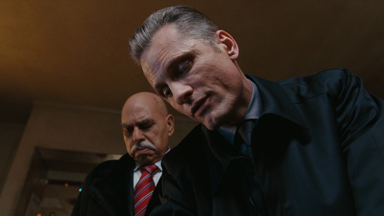 кадр из фильма Порок на экспорт