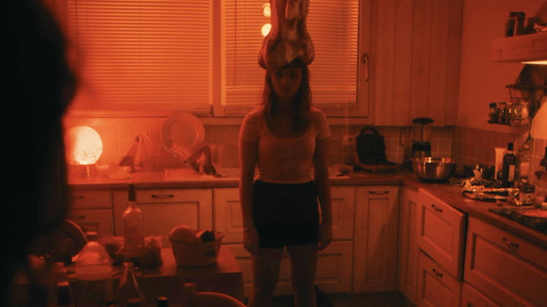 кадр из фильма Chew