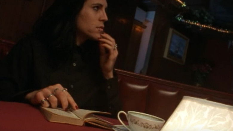 кадр из фильма Clandestine