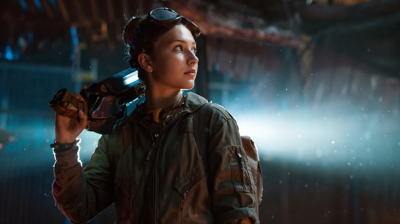 кадр из фильма Одни в космосе