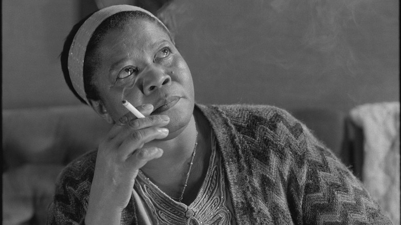 кадр из фильма Табу