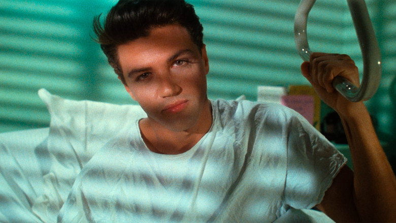 кадр из фильма Лак для волос