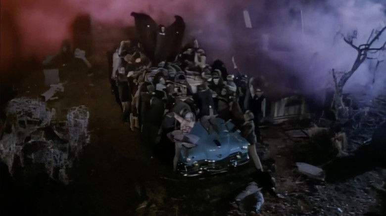 кадр из фильма The Midnight Hour