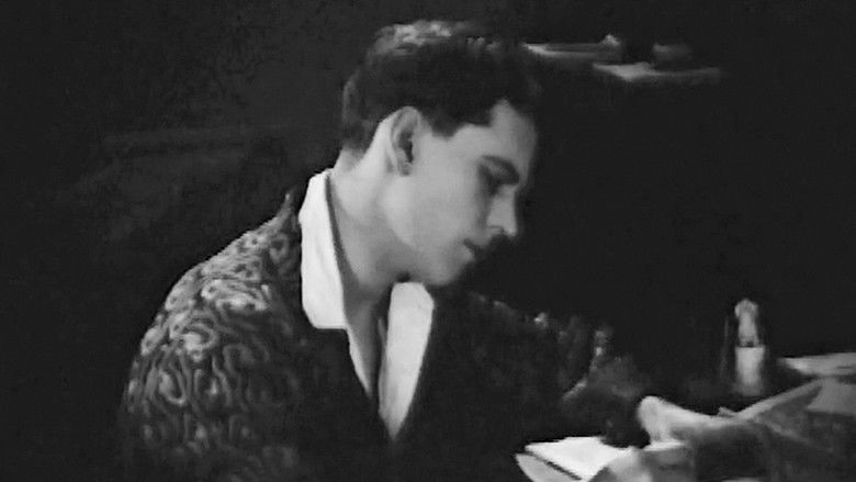 кадр из фильма Johanna Enlists