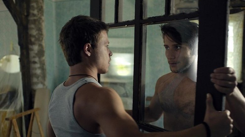 кадр из фильма Земля гроз