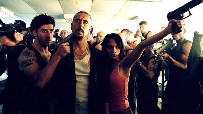 кадр из фильма 13-й район