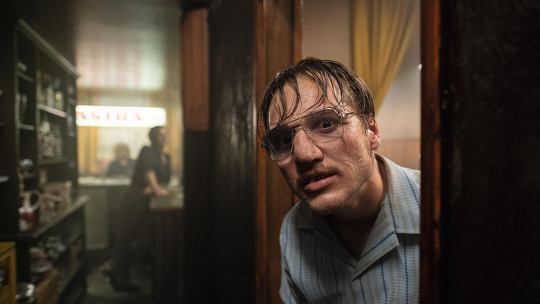 кадр из фильма Золотая перчатка