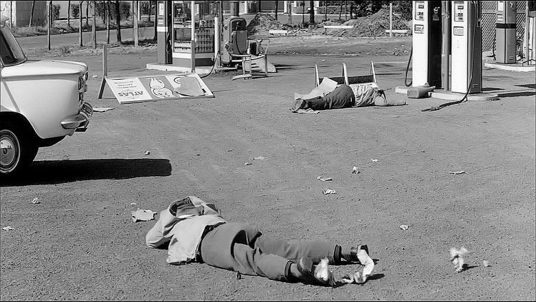 кадр из фильма Последний человек на Земле