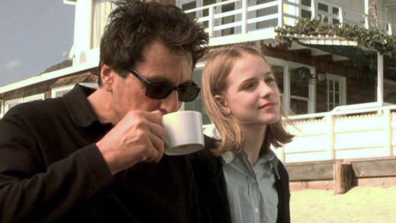 кадр из фильма Симона