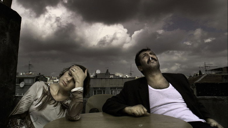 кадр из фильма Три обезьяны