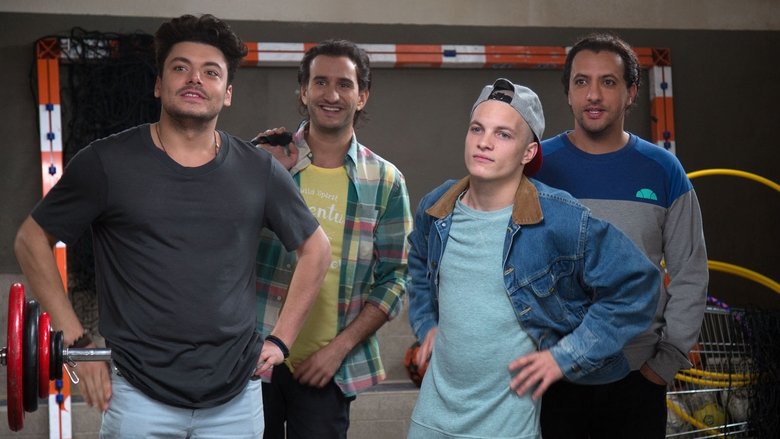 кадр из фильма Друзья общества