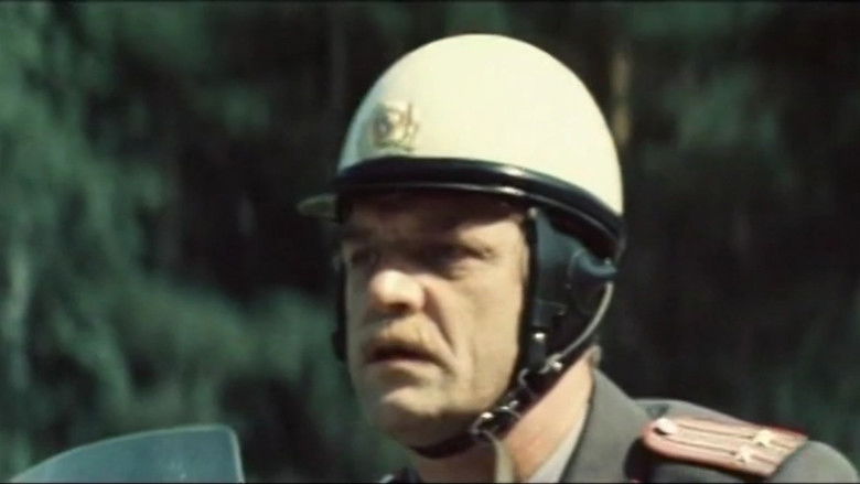 кадр из фильма Полет с космонавтом