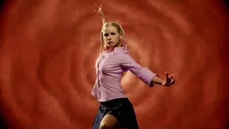 кадр из фильма Las Superamigas Contra el Profesor Vinilo