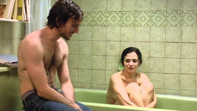 кадр из фильма Их первая ночь