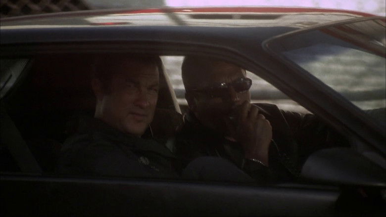 кадр из фильма Часовой механизм