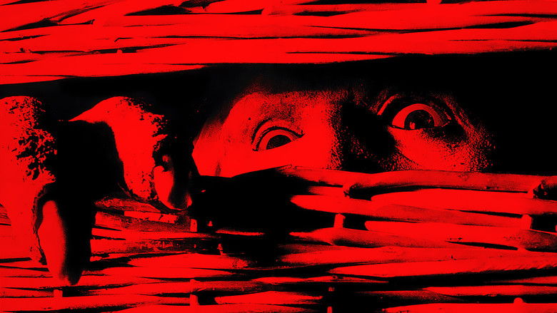 кадр из фильма Существо в корзине