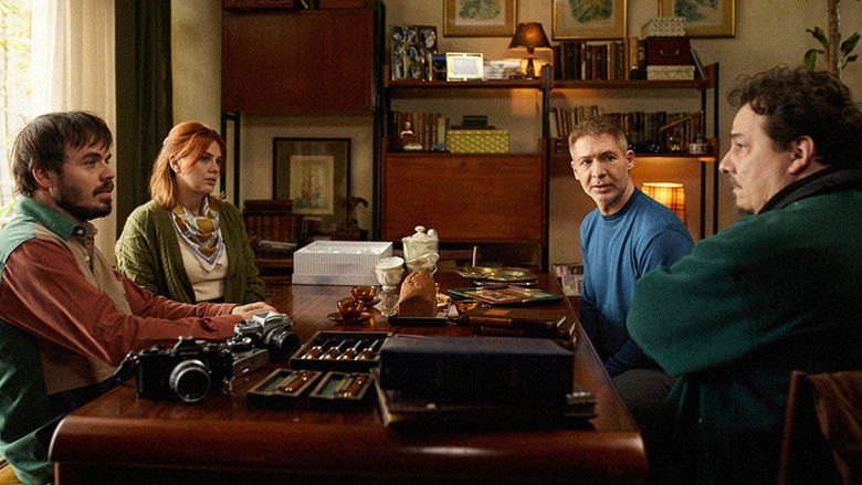 кадр из фильма Mazel Tov