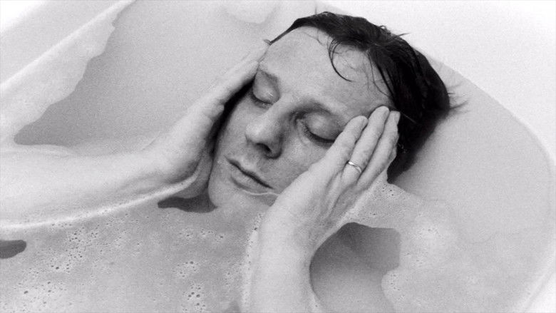 кадр из фильма Grauzone