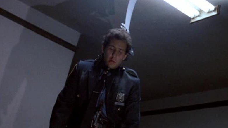 кадр из фильма Маньяк-полицейский