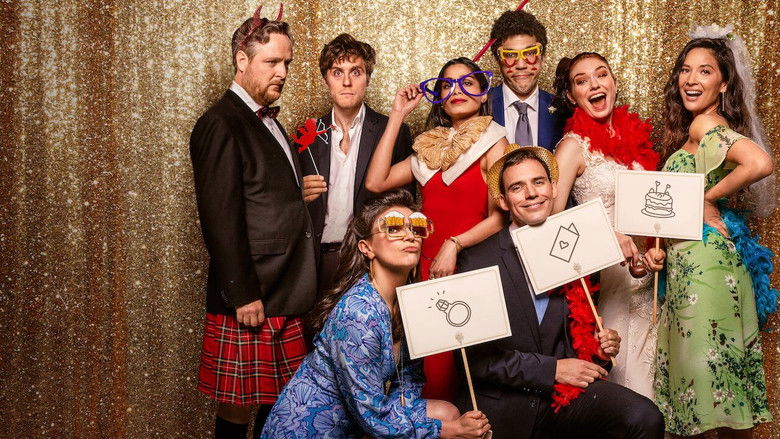 кадр из фильма Любовь. Свадьба. Повторить