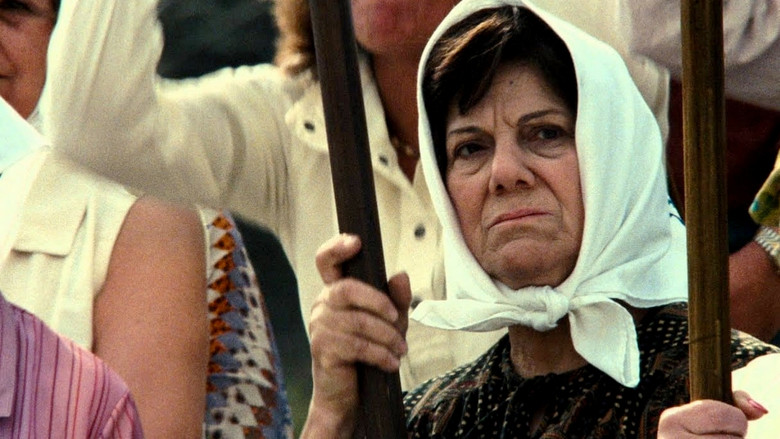 кадр из фильма Официальная версия