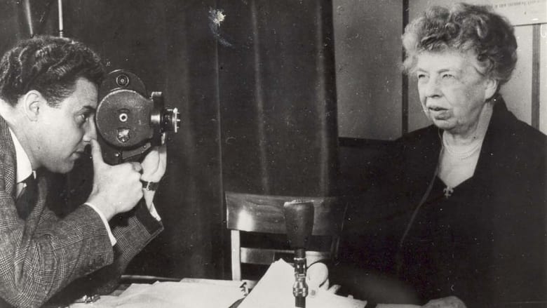 кадр из фильма Ciné-Journal au féminin (de la ménagère à la soldate)