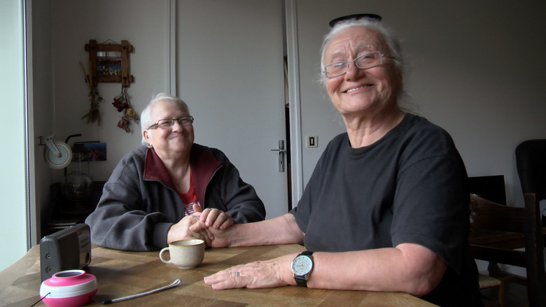 кадр из фильма Las ventanas abiertas