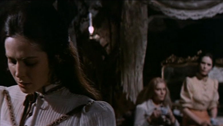 кадр из фильма Дом, который кричит