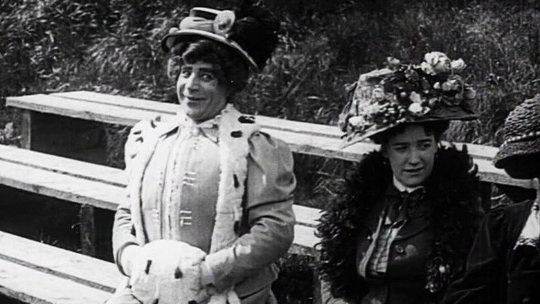 кадр из фильма How Percy Won The Beauty Competition