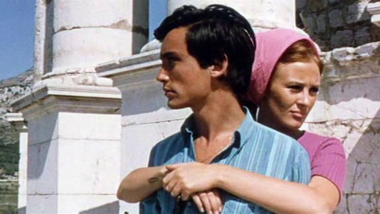 кадр из фильма Road to St. Tropez