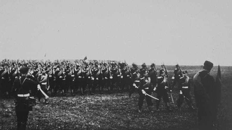 кадр из фильма Revue de Krasnoïe Selo : infanterie