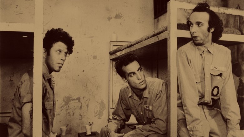 кадр из фильма Вне закона