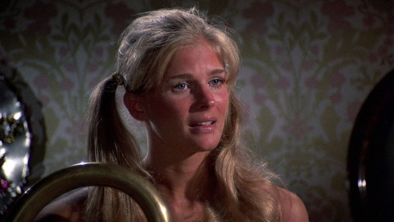 кадр из фильма Напрямик