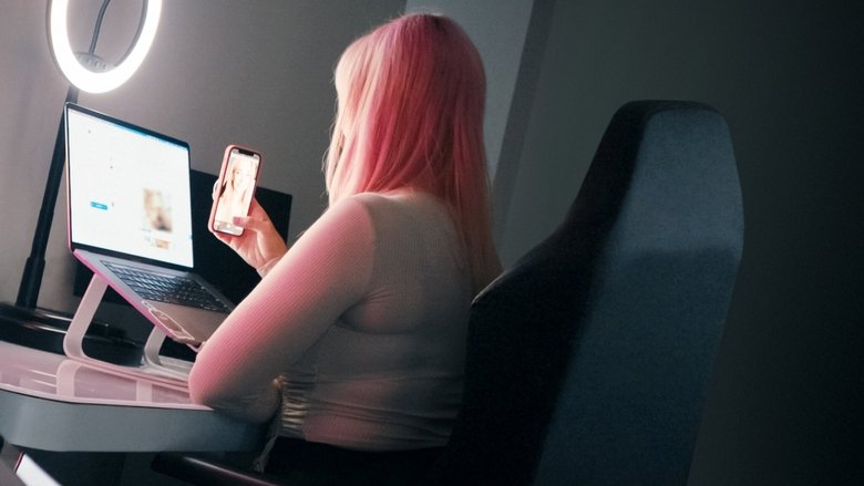 кадр из фильма Взрослый бизнес: История Pornhub